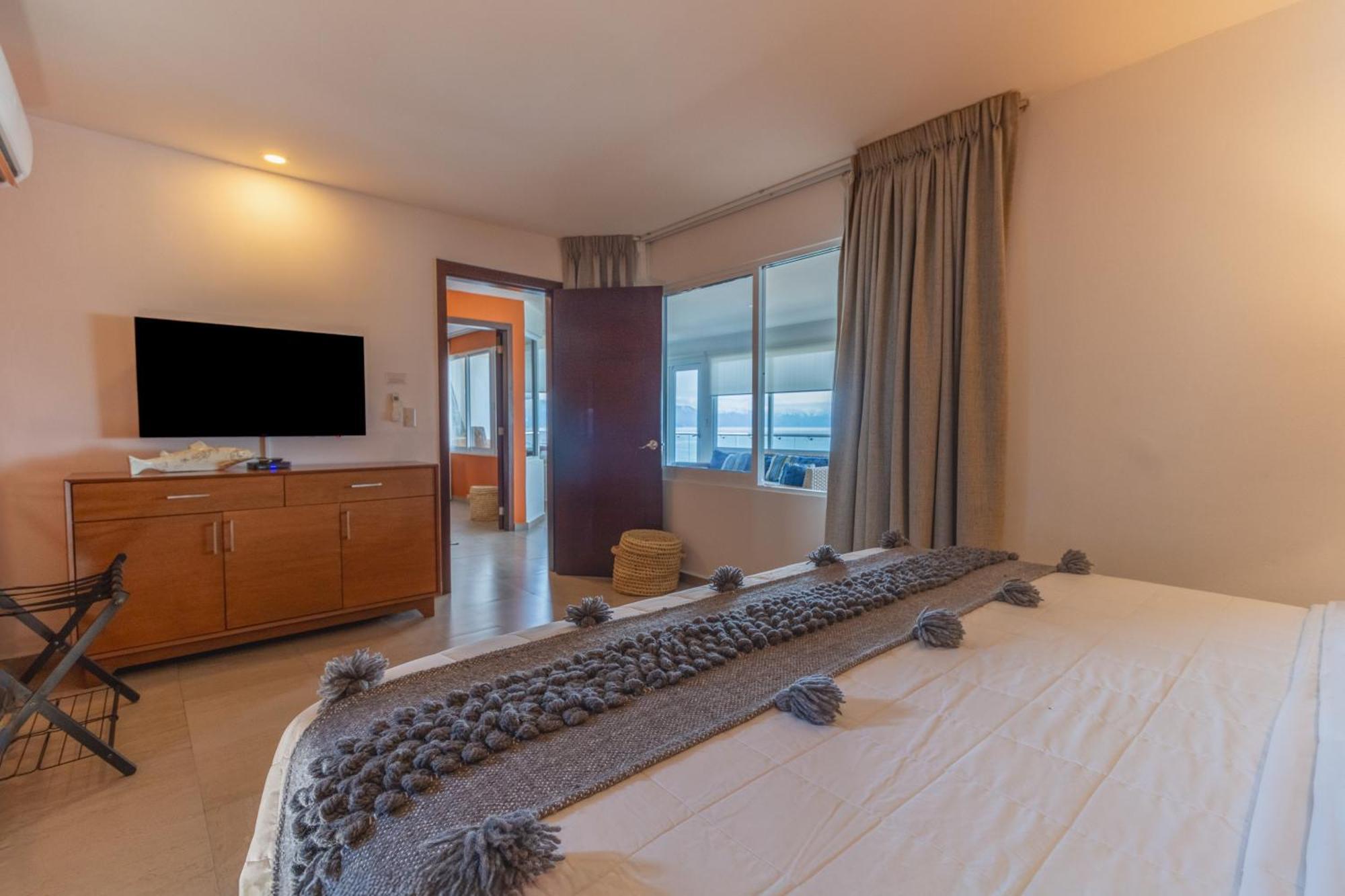 The Paramar Beachfront Boutique Hotel With Breakfast Included - Downtown Malecon Puerto Vallarta Habitación foto